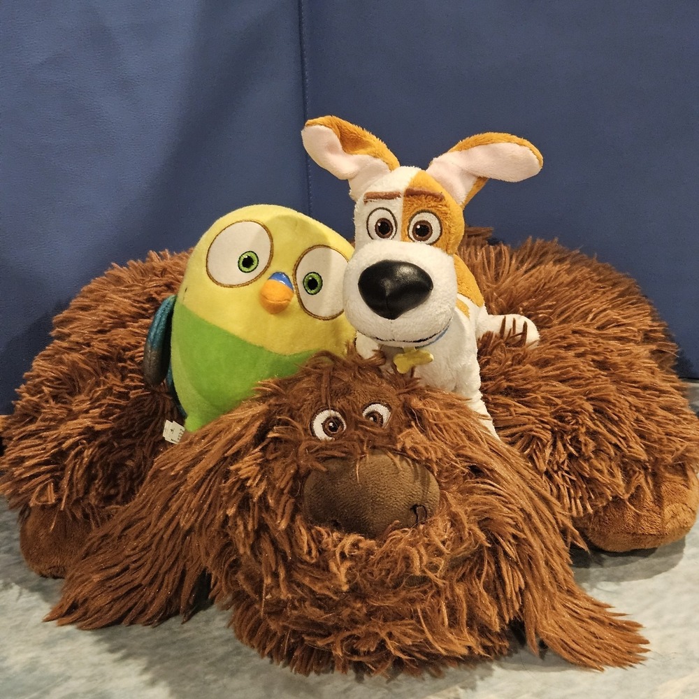 Secret Life of Pets Plush Bundle Buddy Sweet Pea Pillow Pet Dog 3 Pc Lot